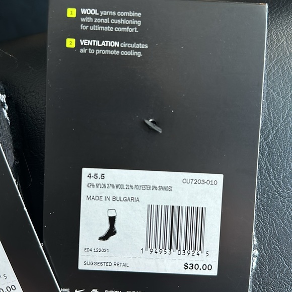 BUNDLE Nike Trail Wool Crew Socks with NIKEGRIP technology 3 Pairs NWT $90 VALUE - Picture 4 of 7